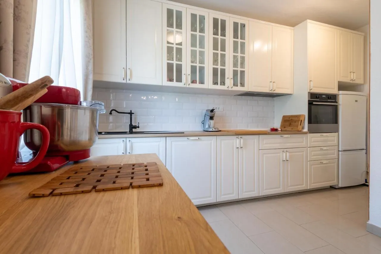 Vranjes Apartment Kastela 0*,