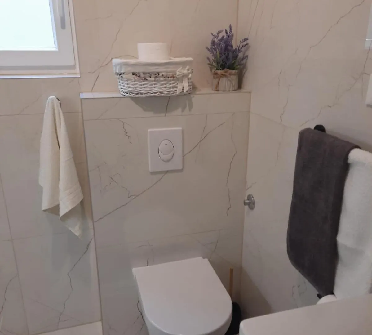 Vranjes Apartment Kastela